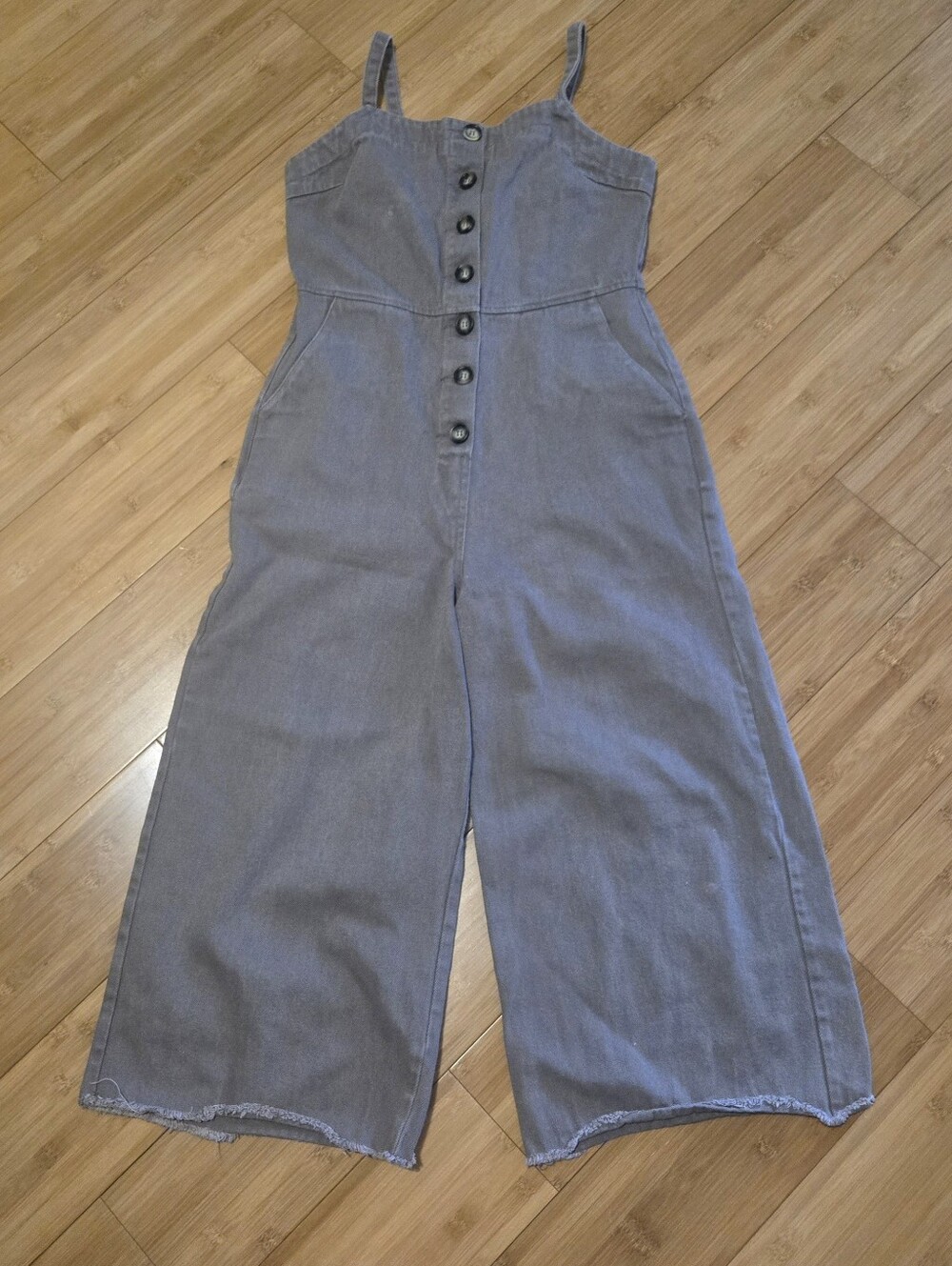 Wishlist Gray Button-Front Wide-Leg Jumpsuit - S
